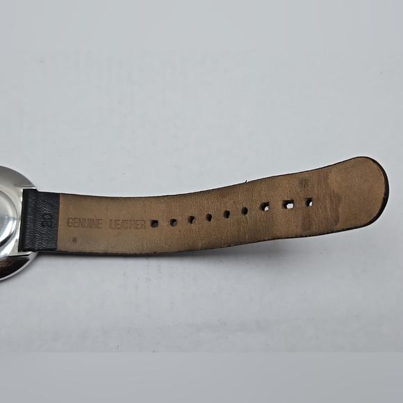 Cadence Watch Men 38mm Silver Tone Black Leather Band New Battery - Picture 10 of 11